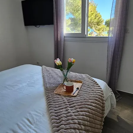Дом отдыха Maison A 2 Pas De La Avec Vue