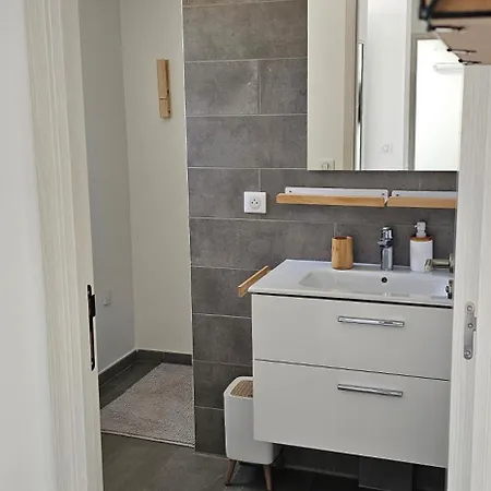 Дом отдыха Maison A 2 Pas De La Avec Vue Лумио
