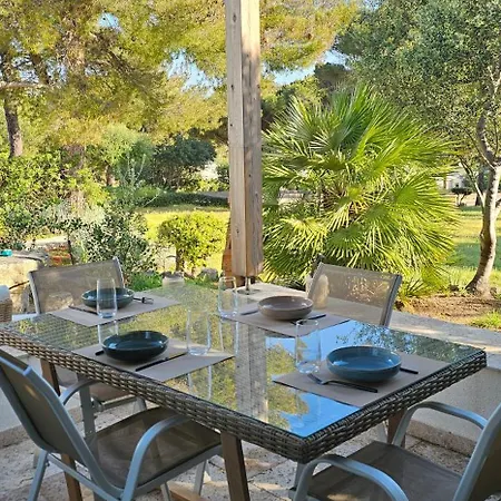 Maison A 2 Pas De La Avec Vue