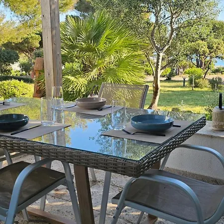 Maison A 2 Pas De La Avec Vue * לומיו